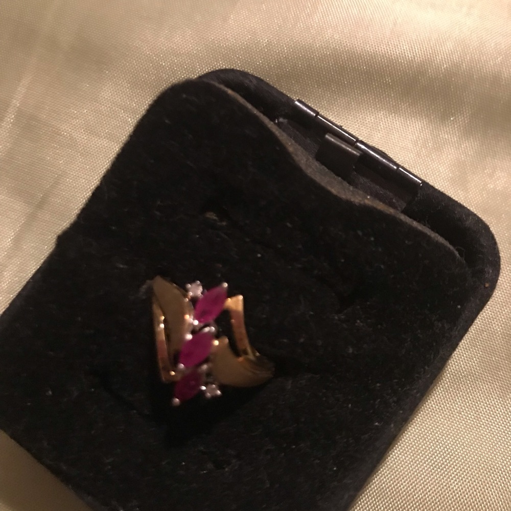 10K Gold Ring with 3 Ruby Stones & small Diamonds